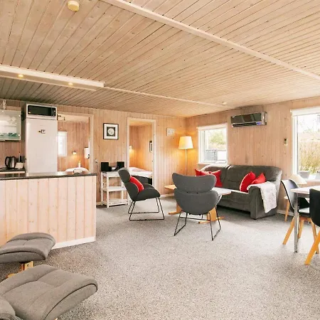 7 Person Holiday In Dom wakacyjny Bogense